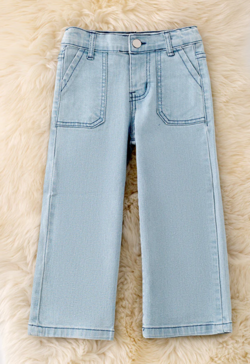 Straight Cut Jean - Lt. Denim