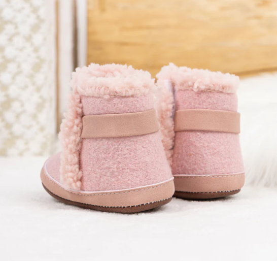 Faux fur baby boots-Pink