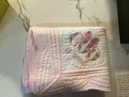 Quilts Monogram- Pink