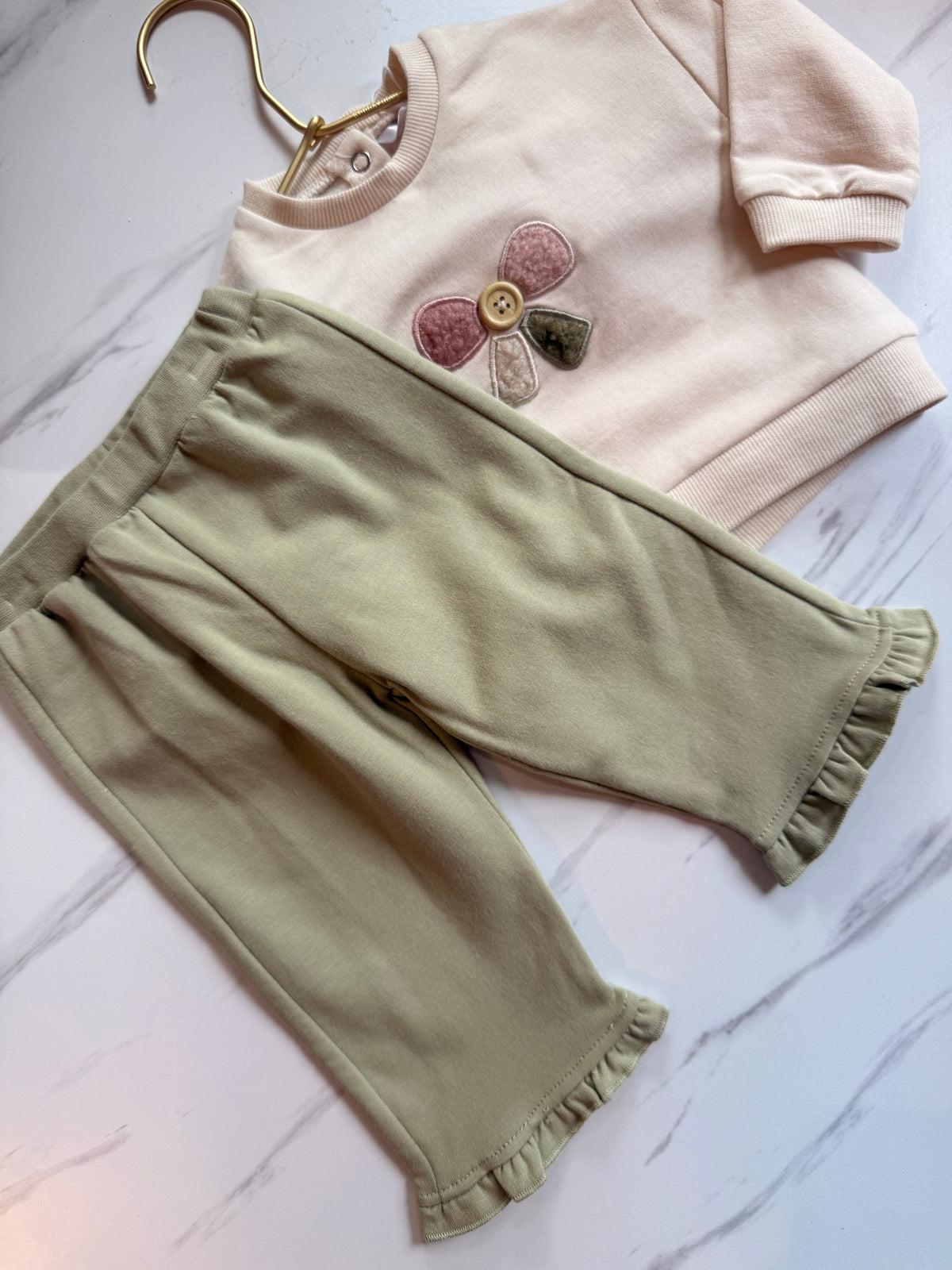 Layette Girl- 2 piece set