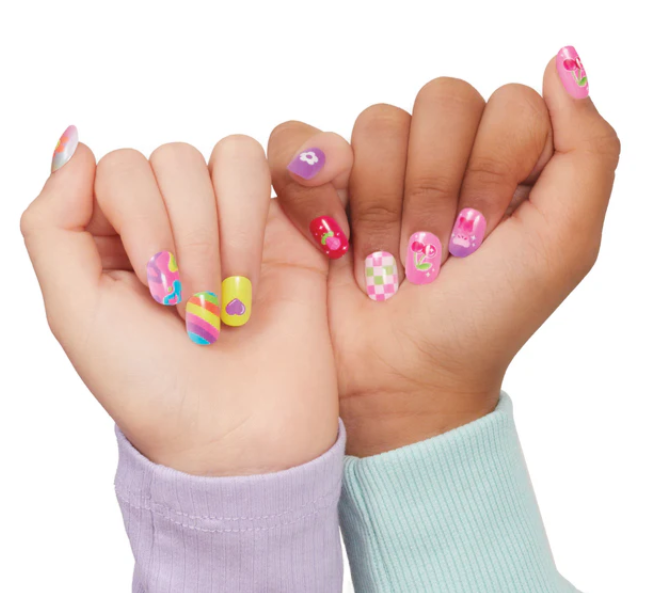 Totally Trendy Faux Nail Set