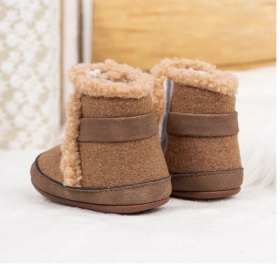 Faux fur baby boots-Brown