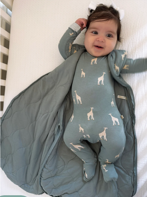 Convertible Pajama - Giraffe Moss
