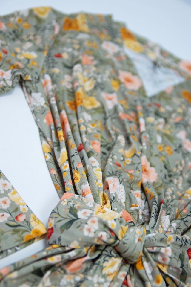 Willow Bloom- Mom Robe